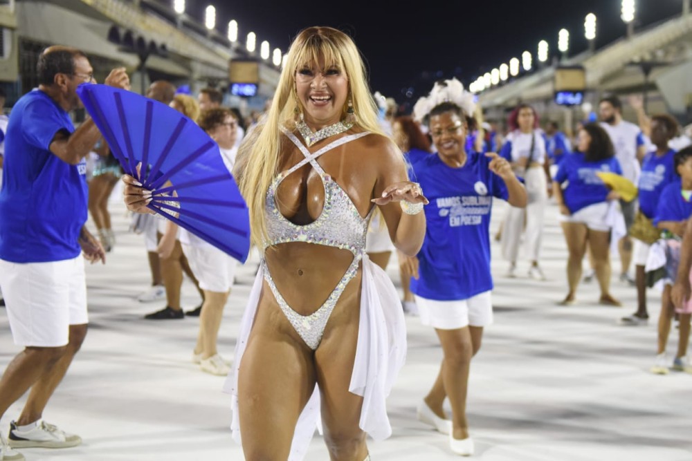  Patrícia chamou atenção por onde passava com sua simpatia - Foto: Diego Mendes 