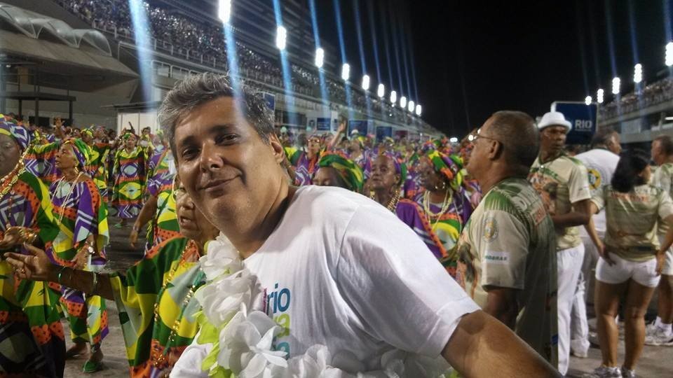 Paulo Meneses - Foto: Fan Page Oficial do carnavalesco