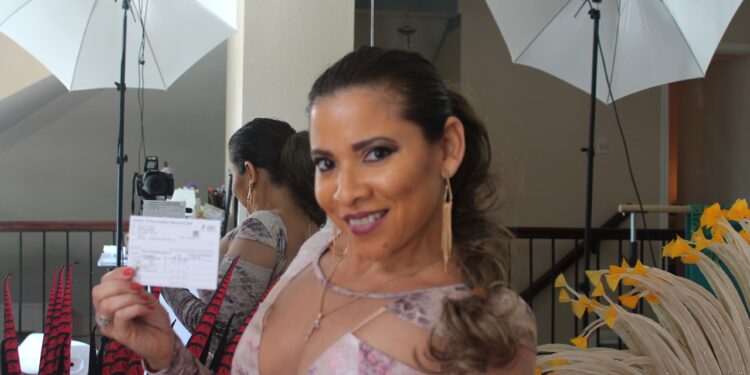 Imunizada contra a Covid-19, Tania Daley aposta em carnaval grandioso para 2022