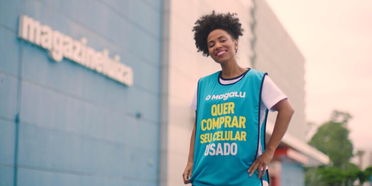 Smartphoniza Brasil: Magalu paga até 1500 reais em celulares usados