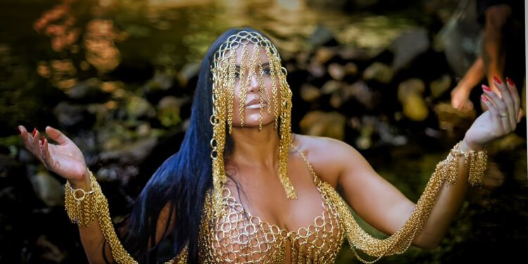 Ora Yê Yê Oxum!!! Shayene Cesário revela detalhes da fantasia de Musa da Portela