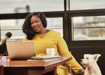 LinkedIn lança programa de aceleração para criadores de conteúdo