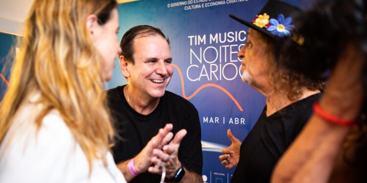 TIM Music Noites Cariocas lota mais uma vez o Morro da Urca