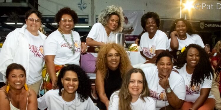 Em ritmo de carnaval, Feijoada do Teatro Rival trás Dorina e as Mulheres na Roda de Samba