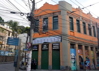 Modernizado e democratizado, tradicional Cine Santa Teresa é reinaugurado