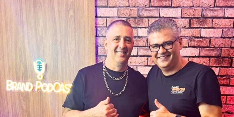 Brand Podcast recebe o músico Brilhantina para falar sobre novo momento do EXALTA