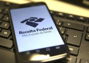 Nova tabela do Imposto de Renda começa a valer em maio. Confira e veja o que muda